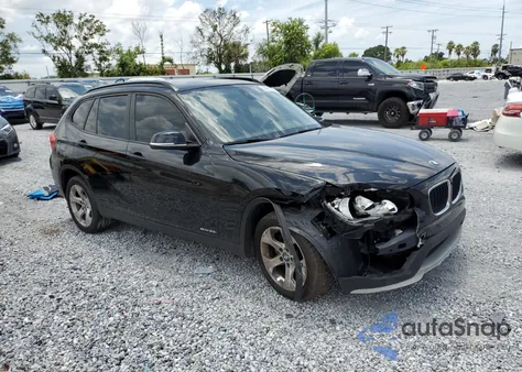 2015 BMW X1 Sdrive28I z USA, uszkodzony, nr VIN WBAVM1C55FV314632